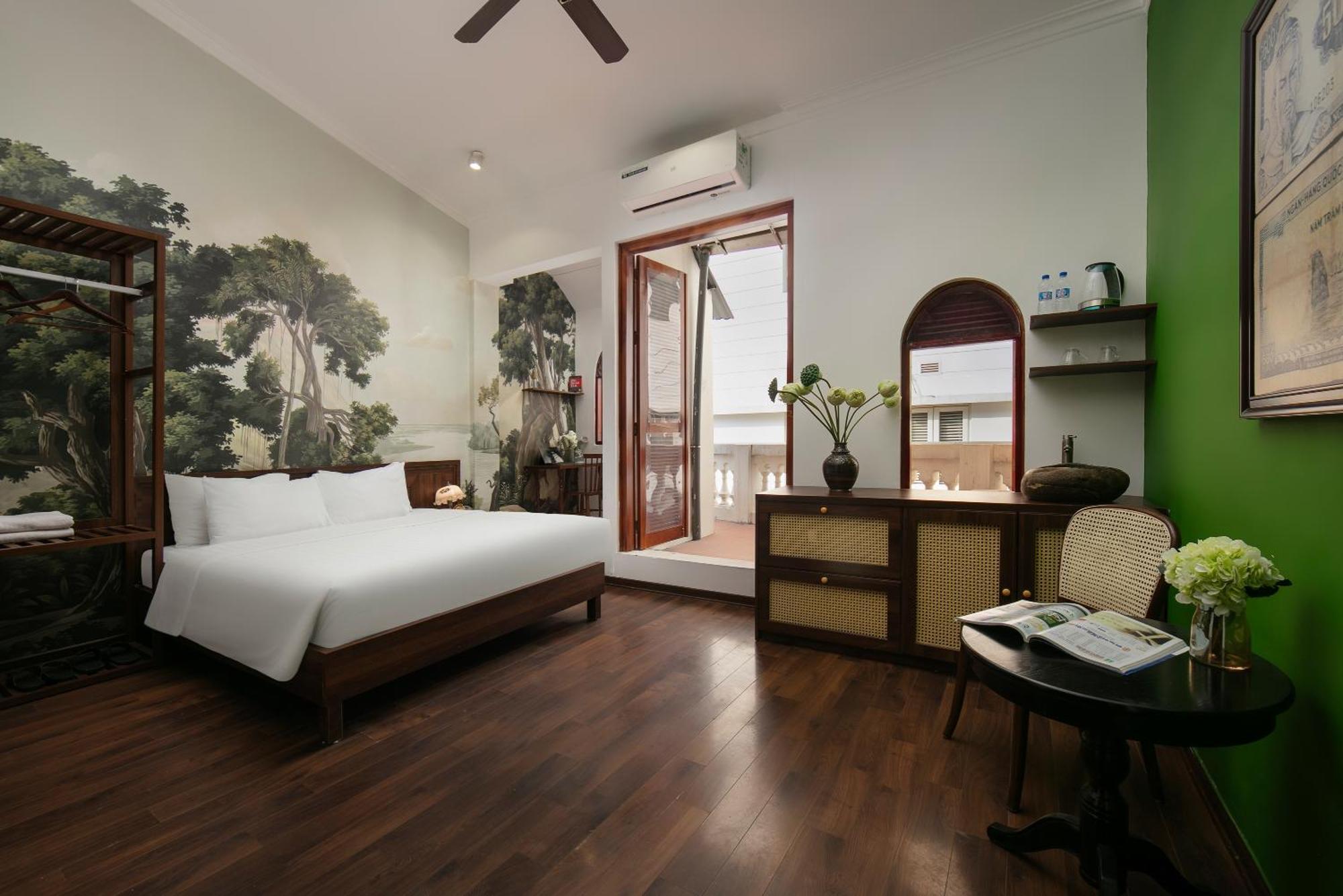 Hanoi Backpackers Hostel & Rooftop Bar — Photos 1